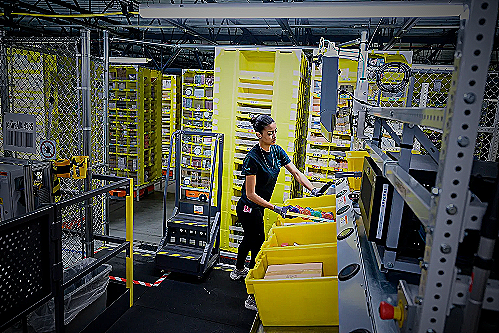 Packed and Ready - amazon fulfillment center fwa6 photos